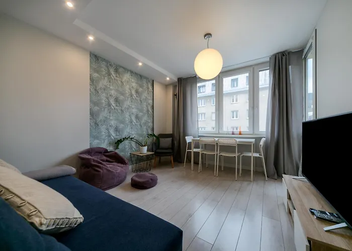 Warsaw Concierge Silver Apartment